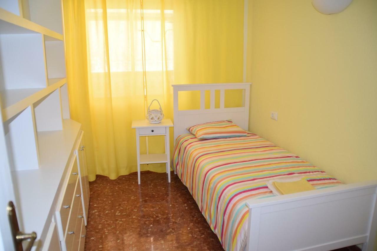 Apartamento Tibi - Centro De غانديا المظهر الخارجي الصورة